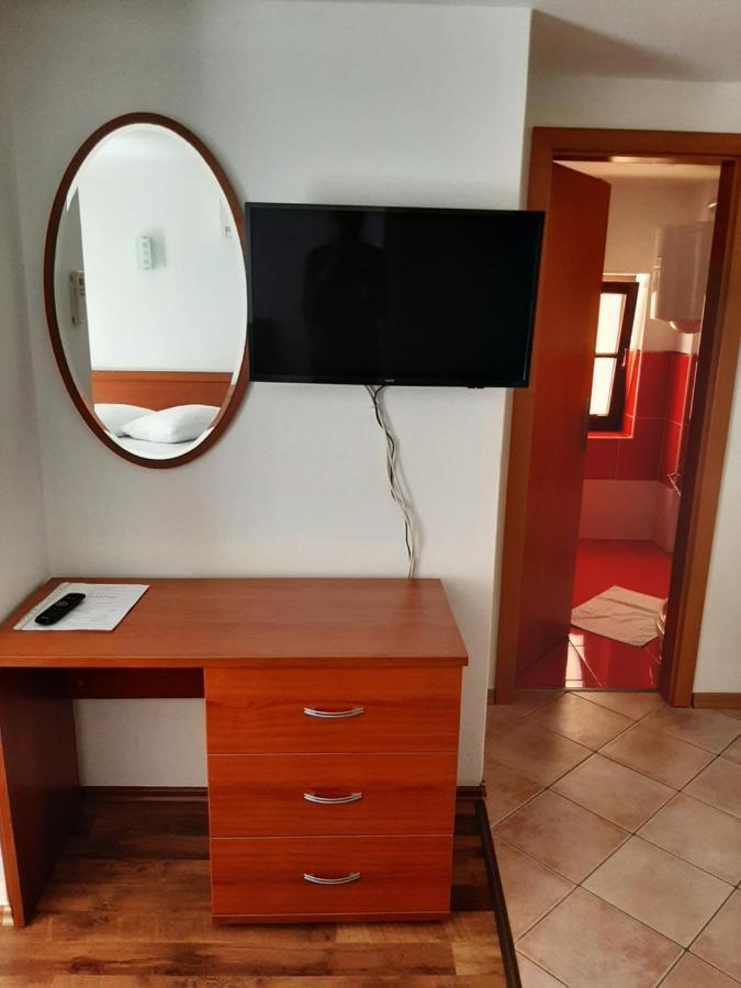 Old Town Cres Apartments المظهر الخارجي الصورة