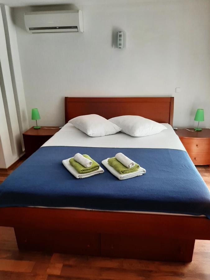 Old Town Cres Apartments المظهر الخارجي الصورة