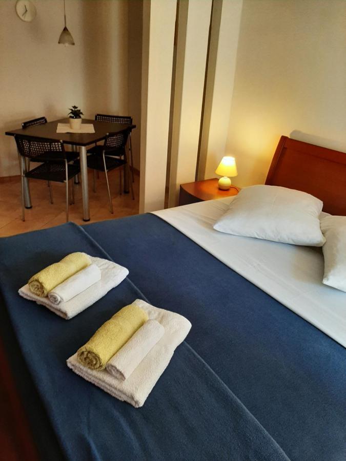 Old Town Cres Apartments المظهر الخارجي الصورة