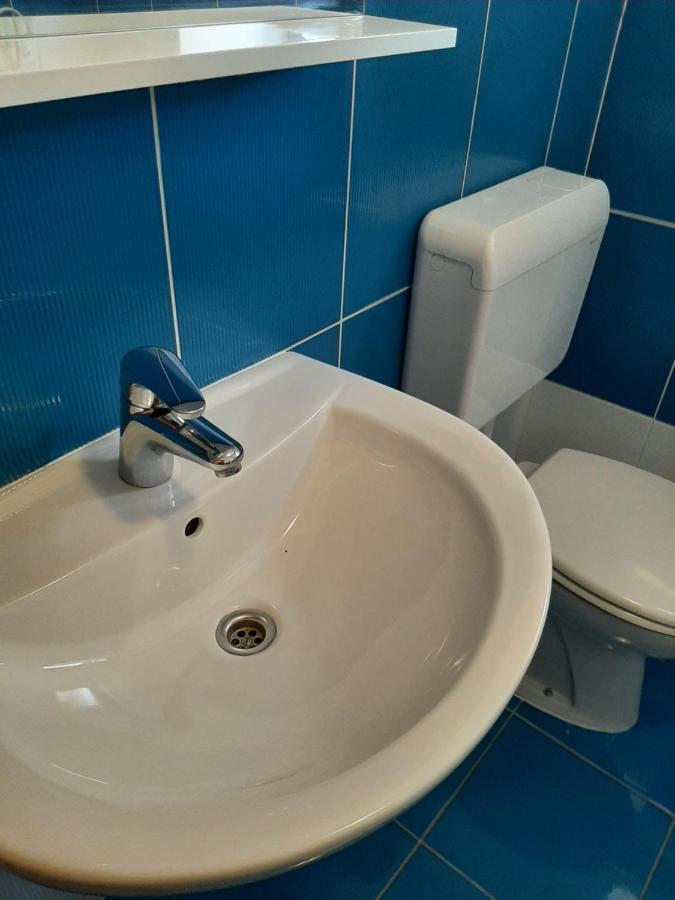 Old Town Cres Apartments المظهر الخارجي الصورة